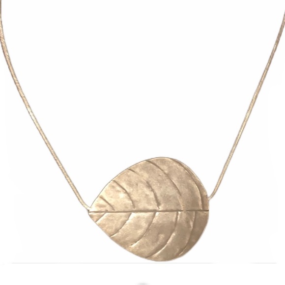 Indigenous Tribal Tibetan Silver Leaf. SS chain. - Picture 3 of 5